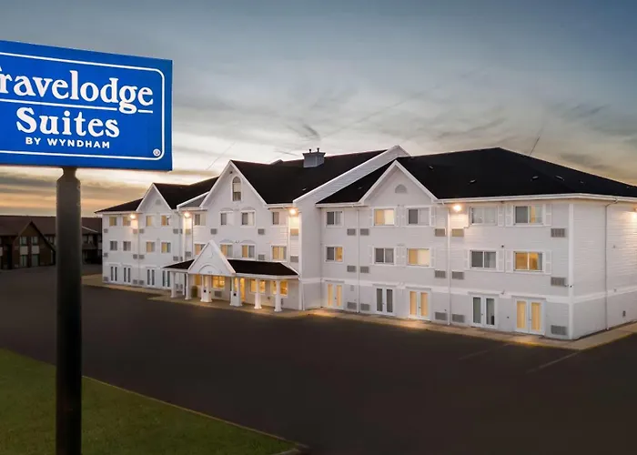 Travelodge Suites By Wyndham Regina - Eastgate Bay